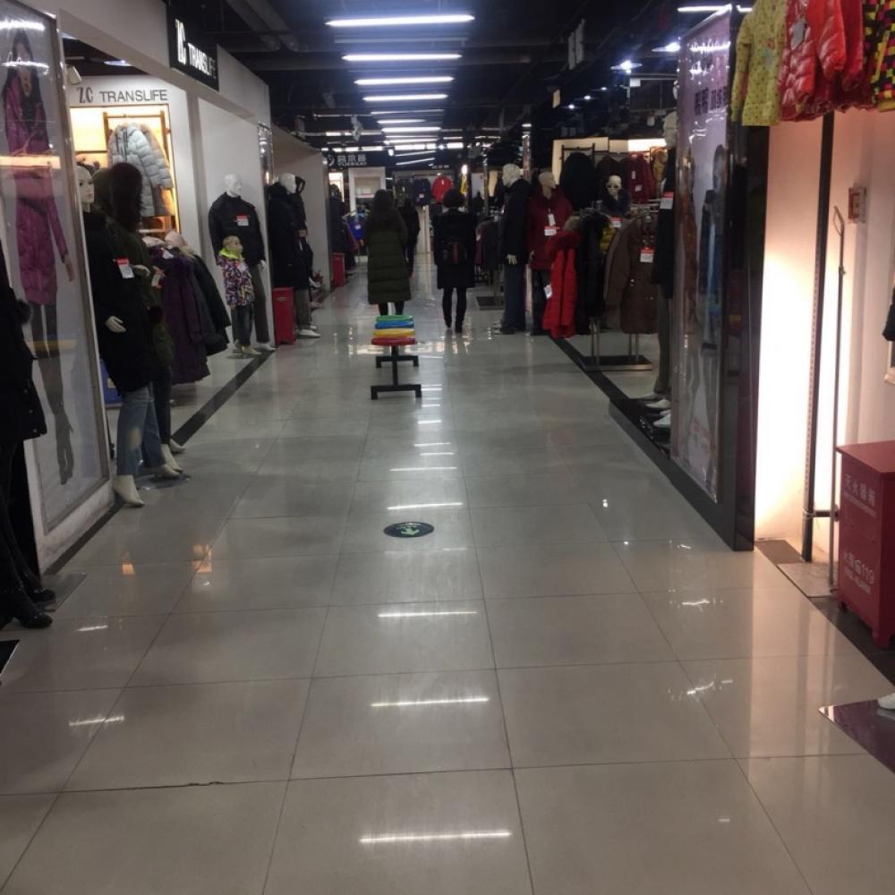 新柳商业城4楼a区(现为新柳鹏羽广场)
